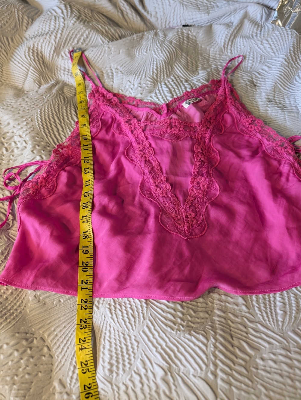Free People NWOT Someone Like You Cami in Bright Pink sz LRG - Picture 2 of 16